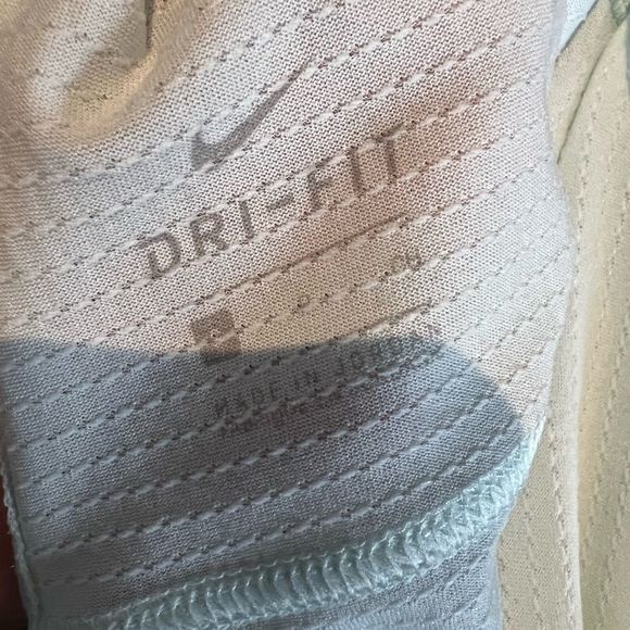 Nike Tank Top - Picture 6 of 7